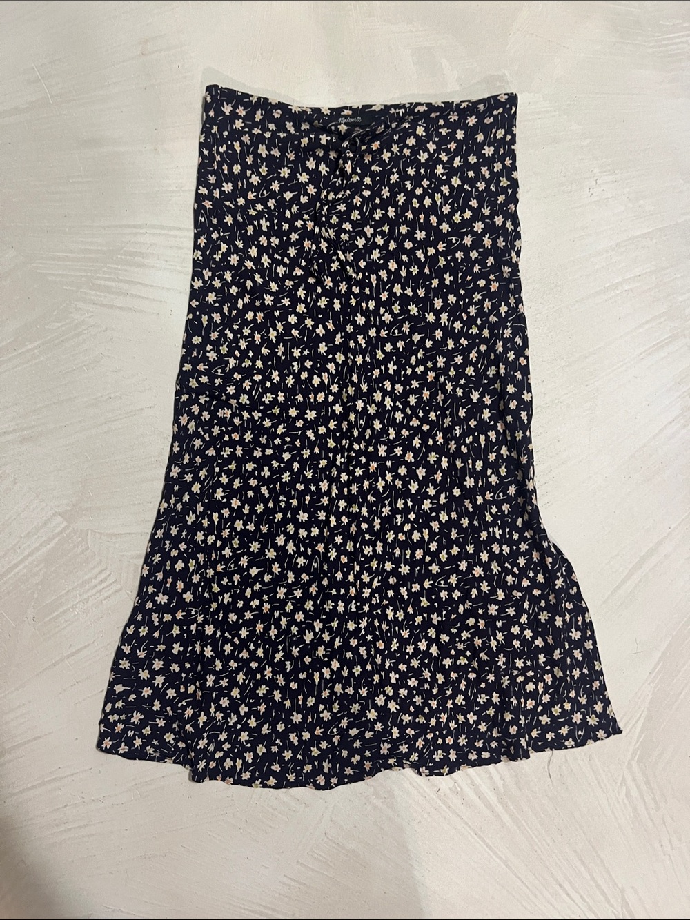 Madewell Women's size 4 Navy Floral Tie Front Midi Skirt